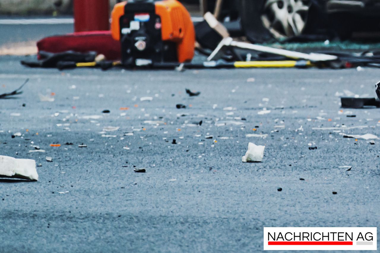 Schwerer Unfall in München: Auto überschlägt sich – 61-Jähriger verletzt!